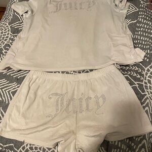 Juicy Couture Women's Cream Pajama Set